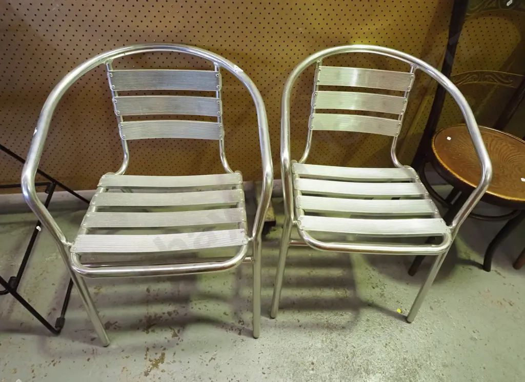 2x alloy patio chairs Image 1++
