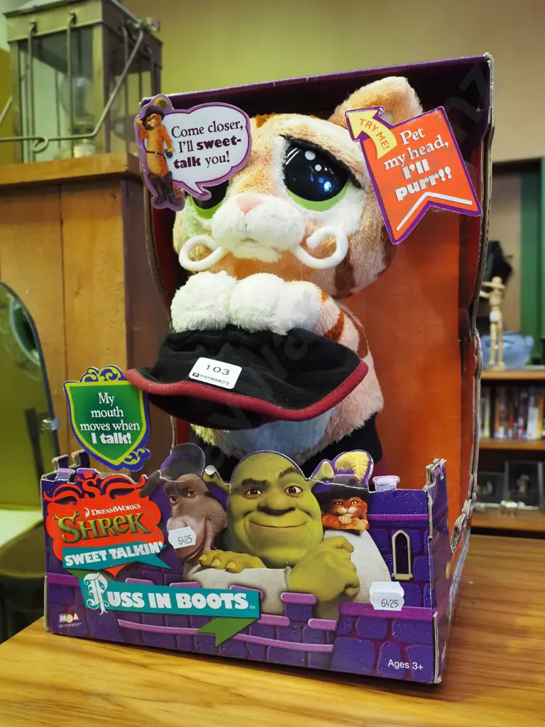 boxed as new Shrek Sweet Talking Puss in Boots Image 1++
