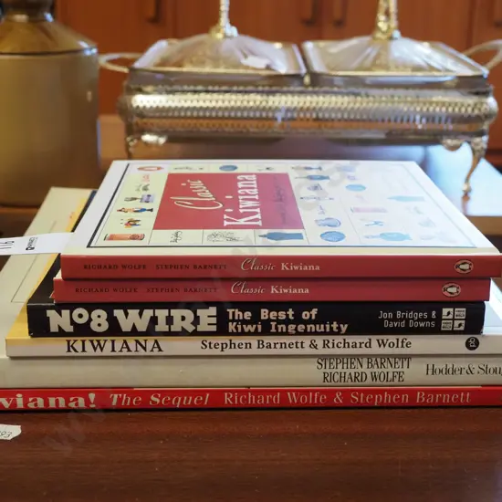 NZ kiwiana books