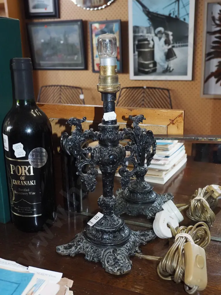 ornate cast metal lamp base H300 Image 1++