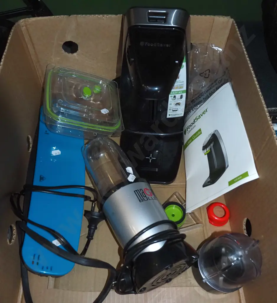box; Magic Bullet, food saver, laminator etc Image 1++