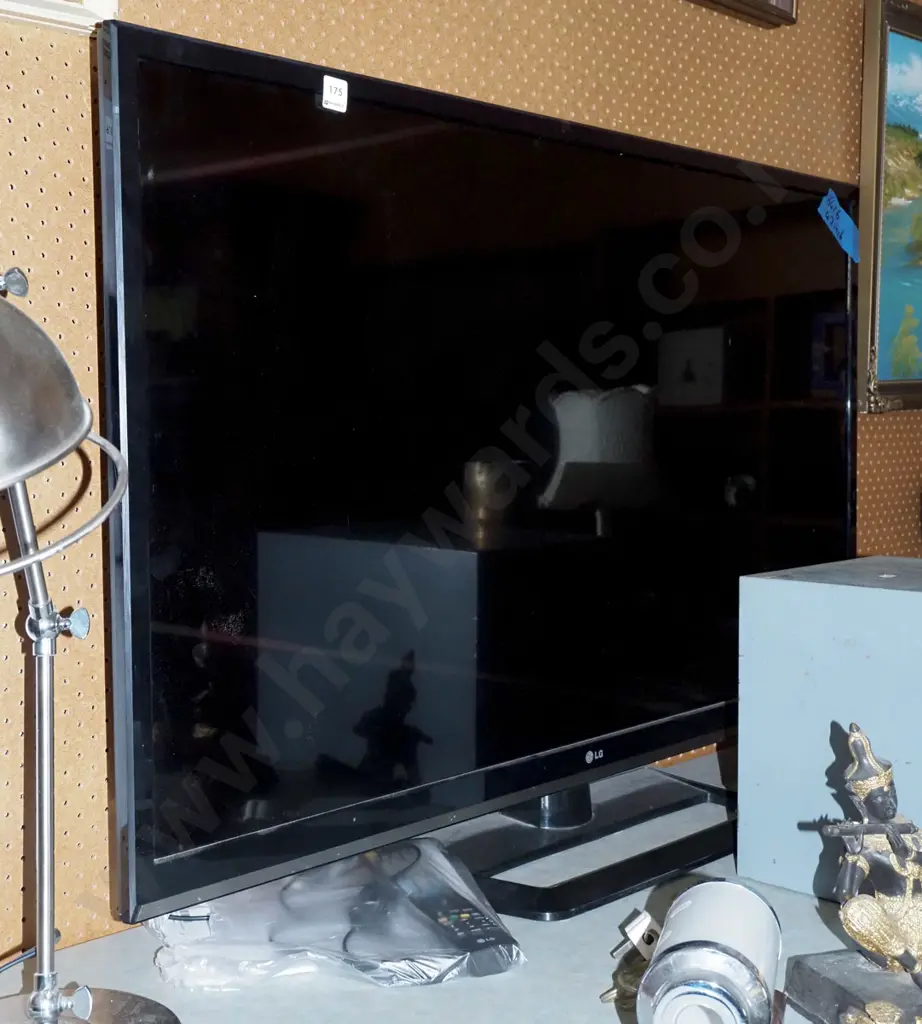 LG 47" TV Image 1++