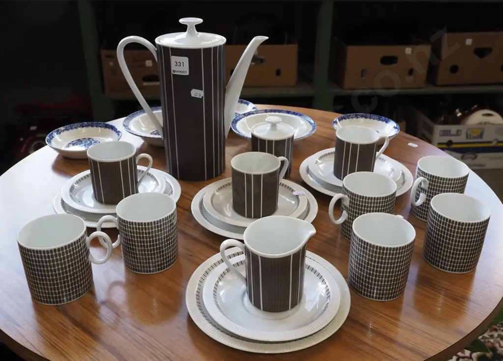 German pottery coffee set, 6 additional coffee cans Image 1++