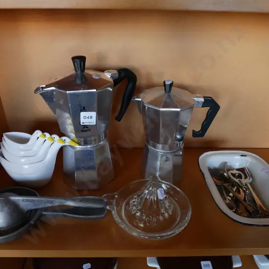stove top espresso makers, lemon squeezer etc