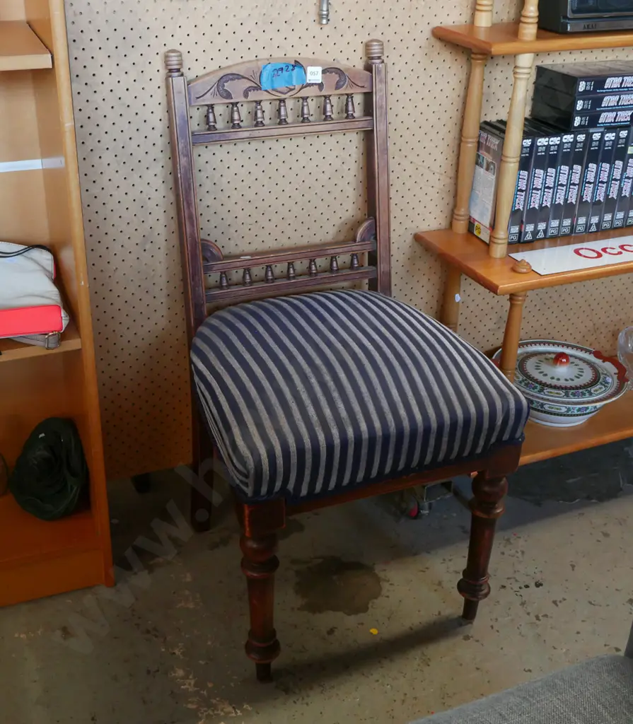 spindle back blue and grey upholstered armchair Image 1++