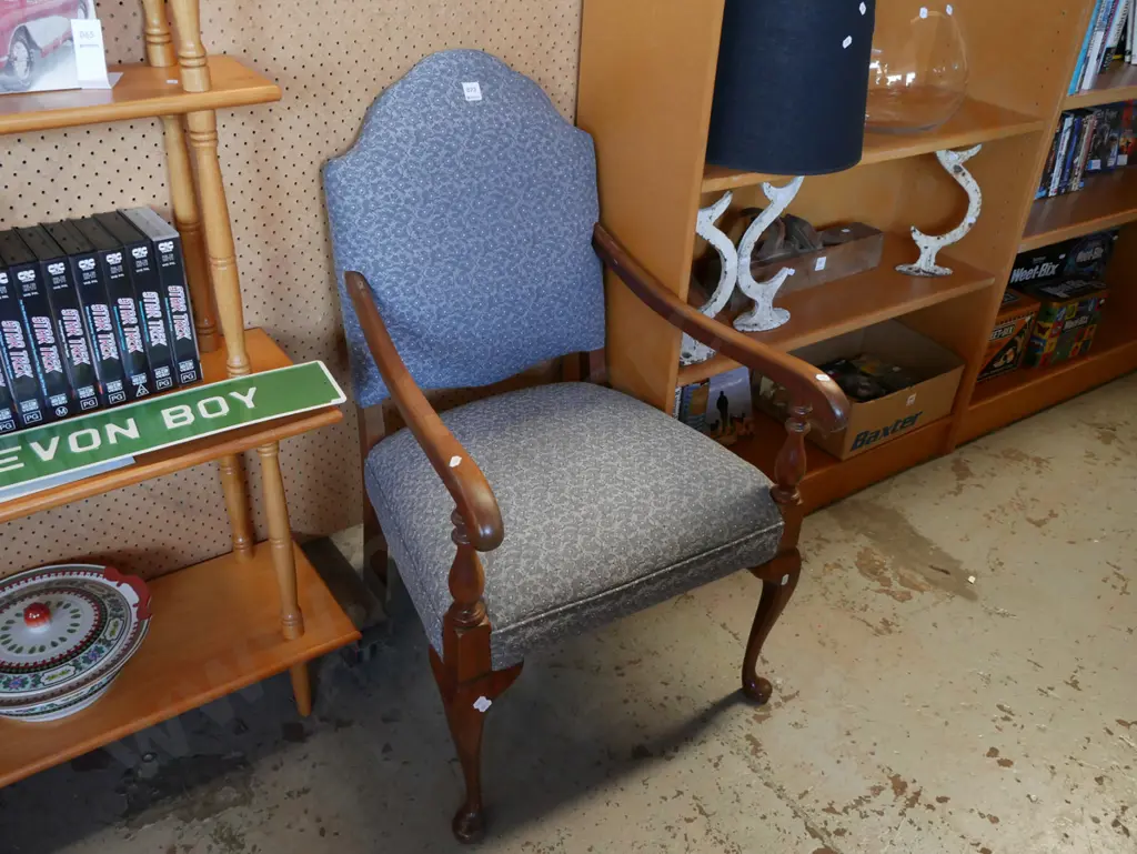 cab leg mahogany blue armchair Image 1++