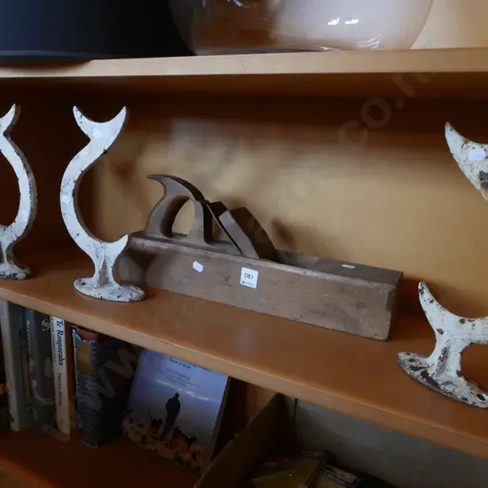 vintage wooden hand plane, 3x cast iron standing hooks