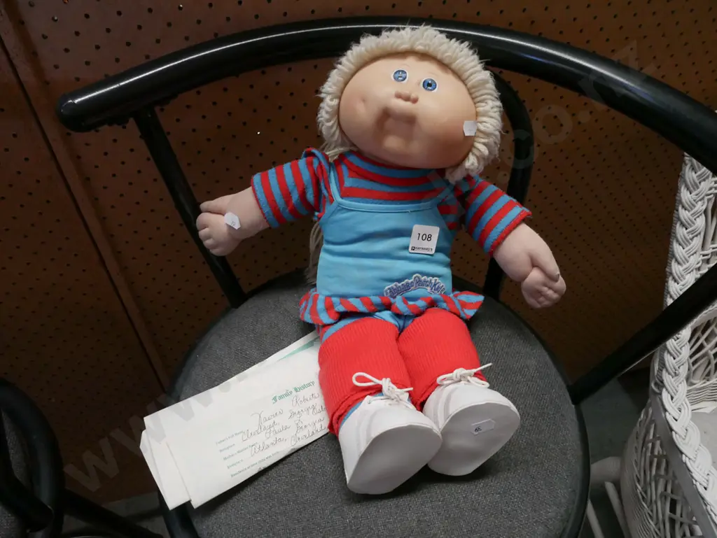 Cabbage Patch doll - Emily Image 1++