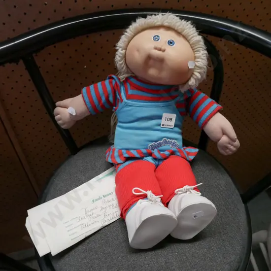 Cabbage Patch doll - Emily
