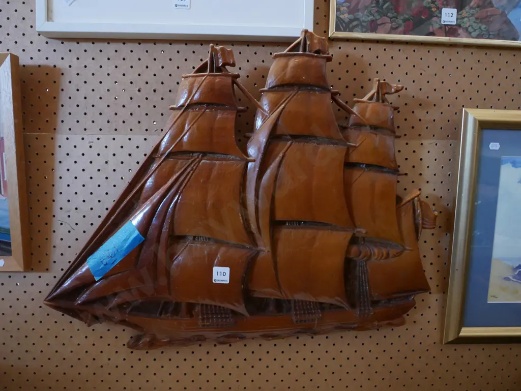 retro wall hanging - sailing ship Image 1++
