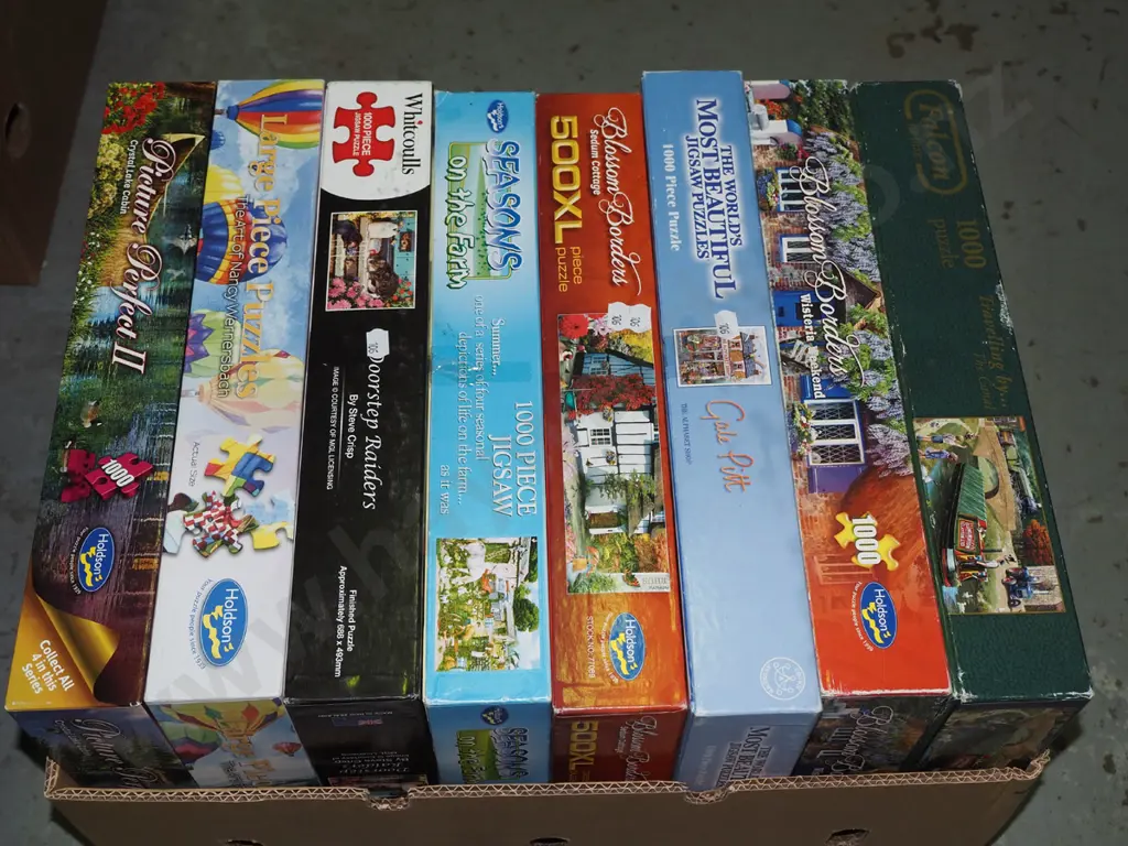 box of puzzles Image 1++