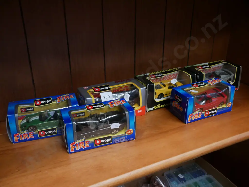 6 boxed Burago die-cast model vehicles Image 1++