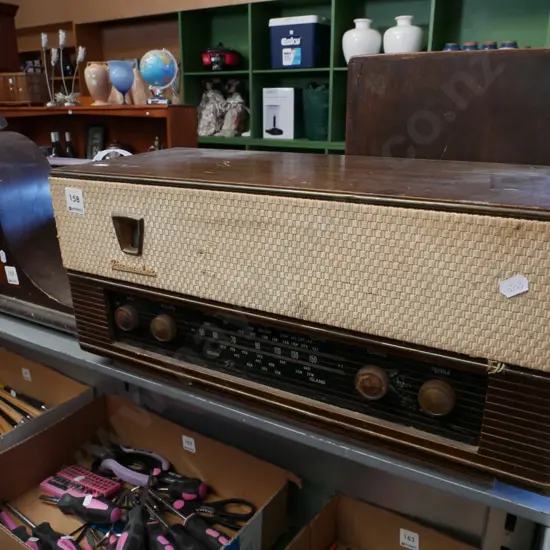 restorer's Pacemaker valve radio