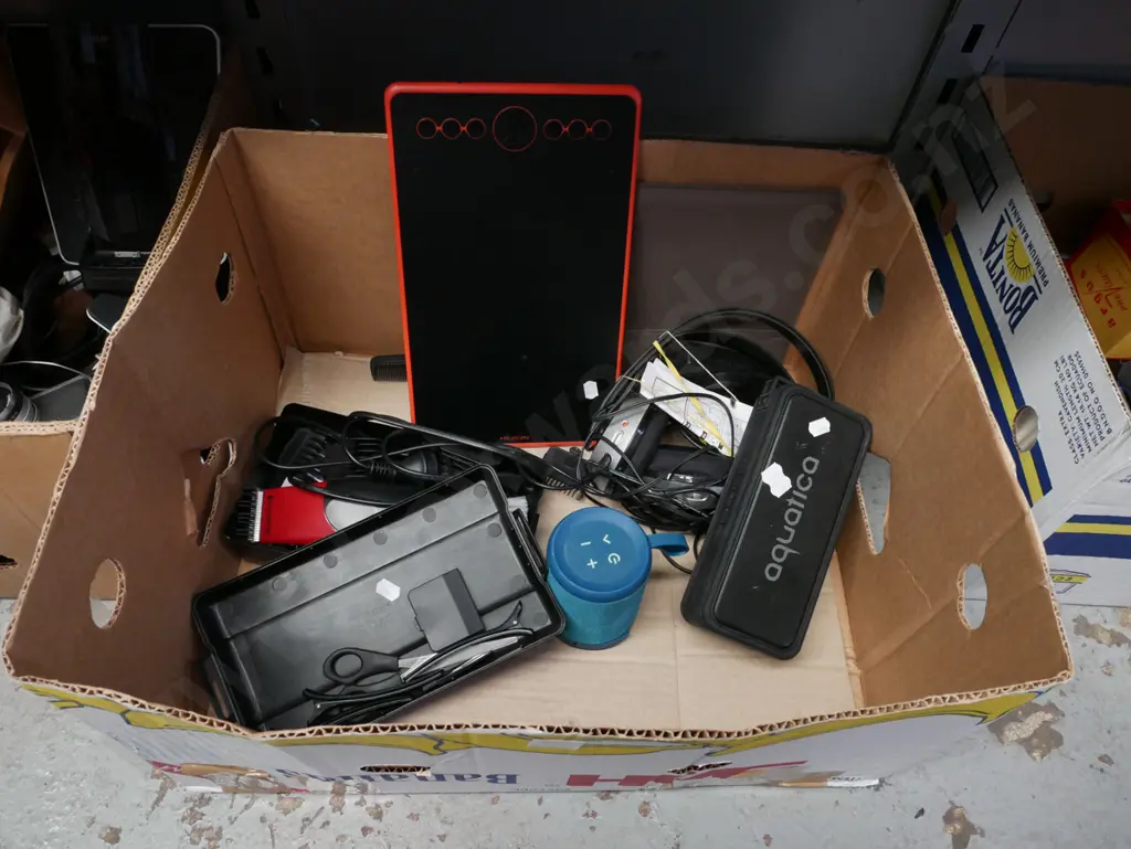 box; usb speakers, head phones, electric shaver etc Image 1++