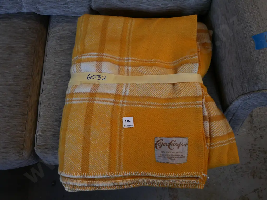 yellow checked woollen blanket Image 1++