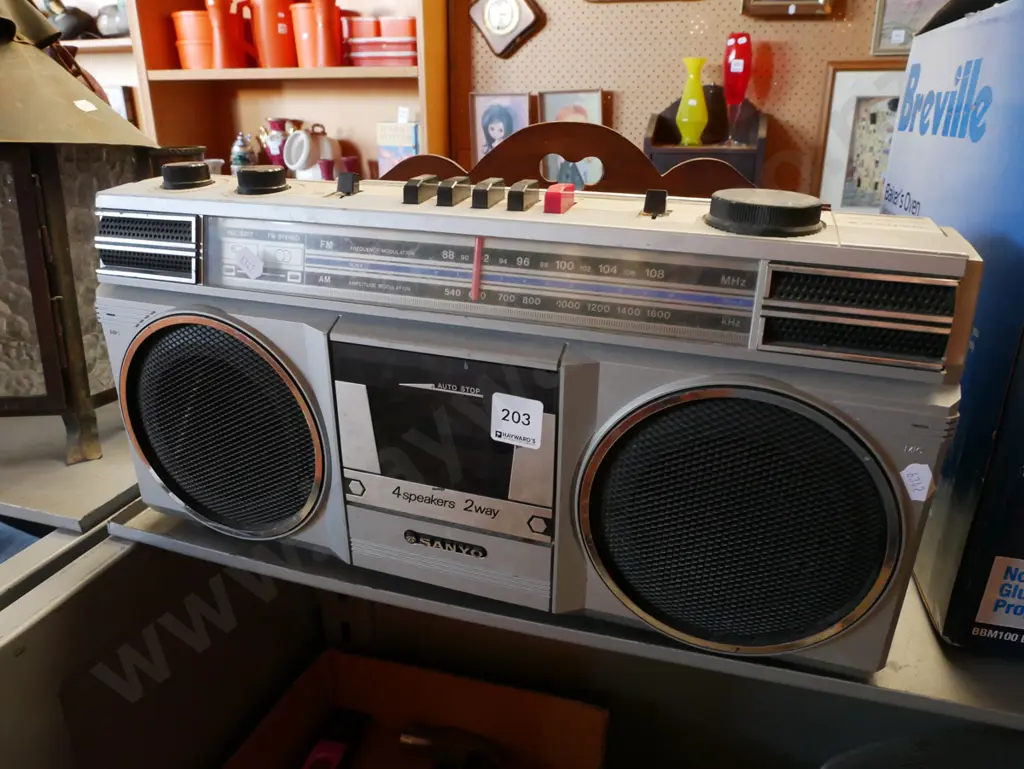 Sanyo radio cassette player Image 1++