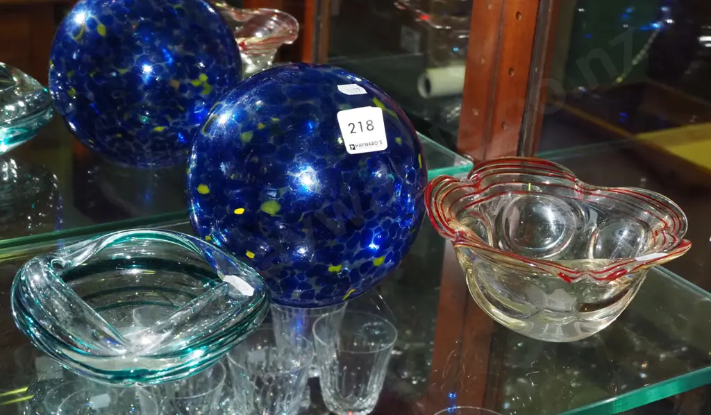 art glass bowl, ashtray, globe Image 1++