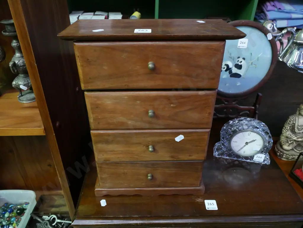 small hardwood chest - 1 drawer needs attention H-360 Image 1++
