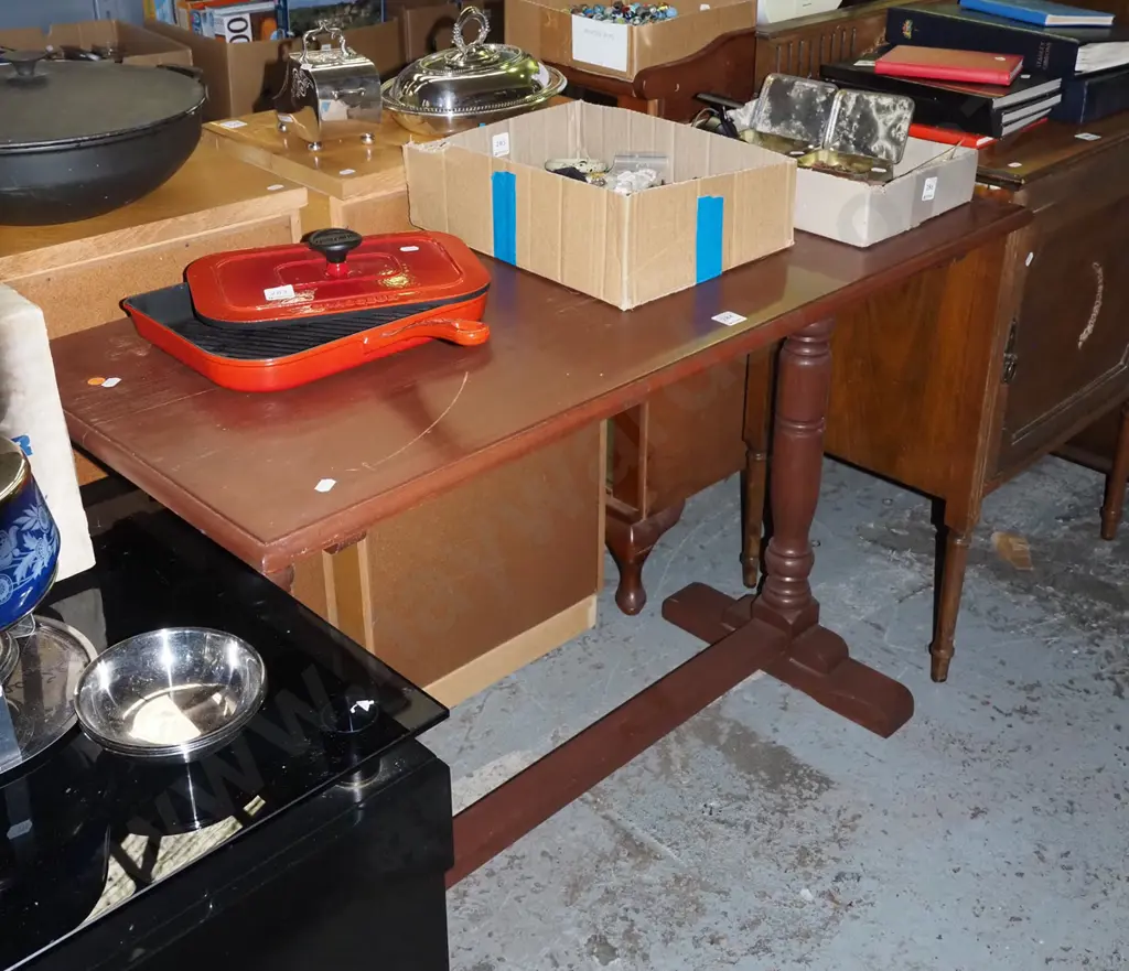 solid wood hall table H-735 W-1070 D-460 - varnish needs attention Image 1++