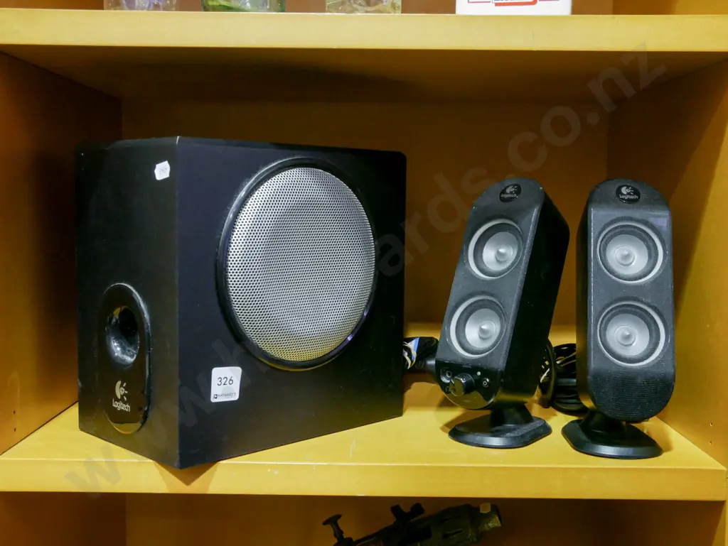 Logitec computer speakers Image 1++