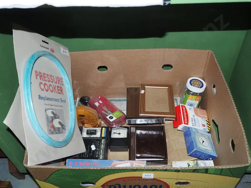 box; pressure cooker seals, blocks, photo frames etc Image 1++