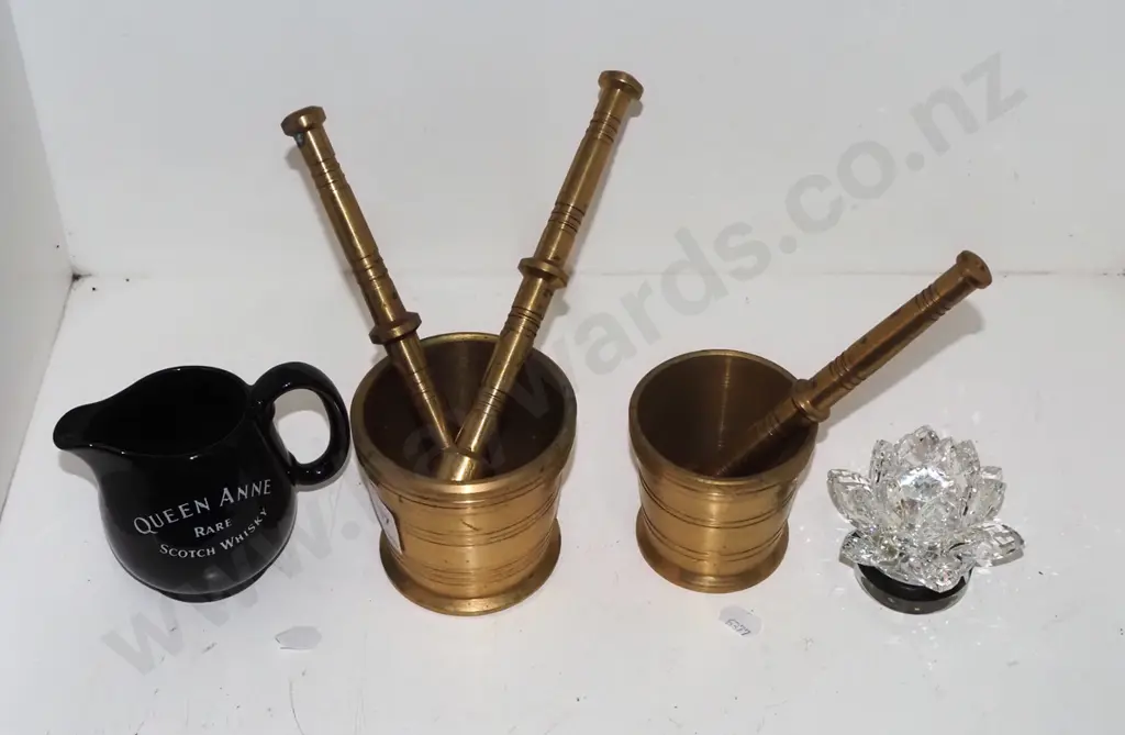 brass mortar and pestle, small water jug, cut crystal rose Image 1++