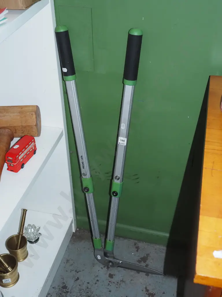 telescopic garden edger Image 1++
