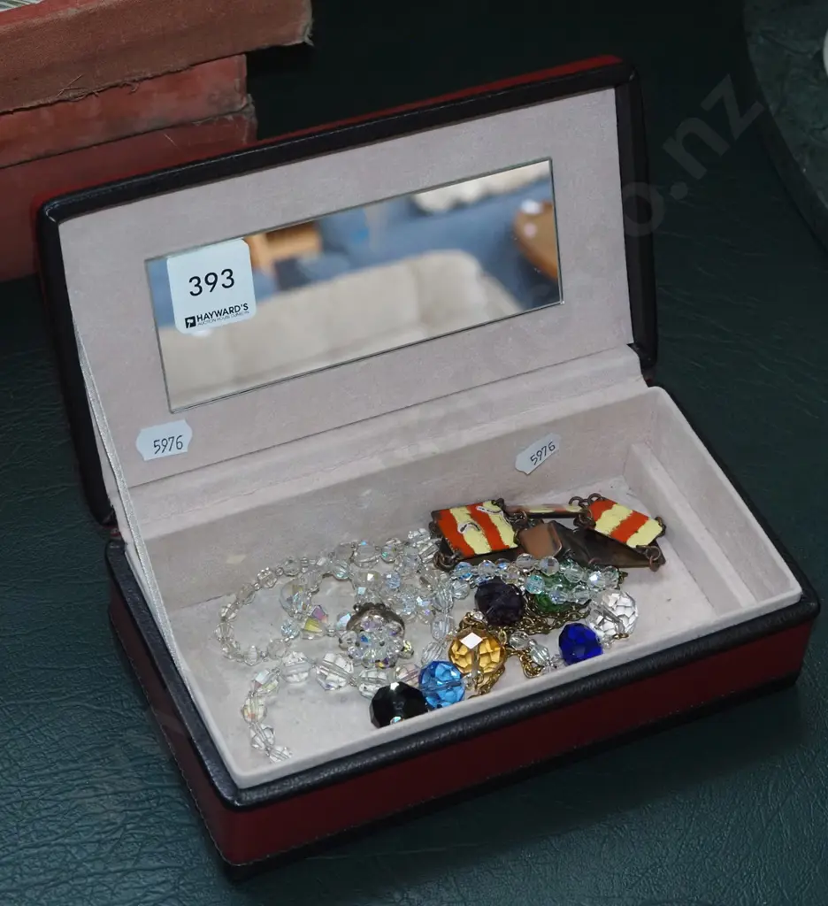 jewellery box and contents Image 1++