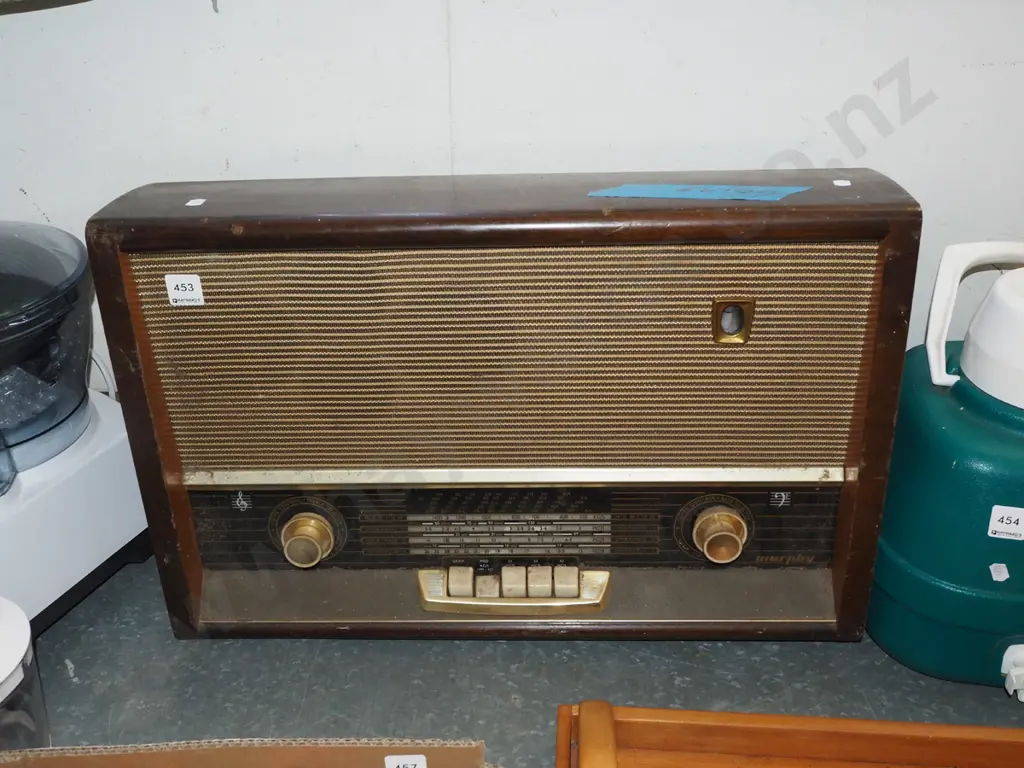 vintage Murphy mantle radio  Image 1++