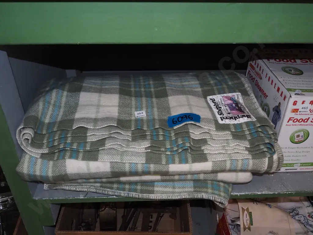 2x green checked woollen blankets Image 1++