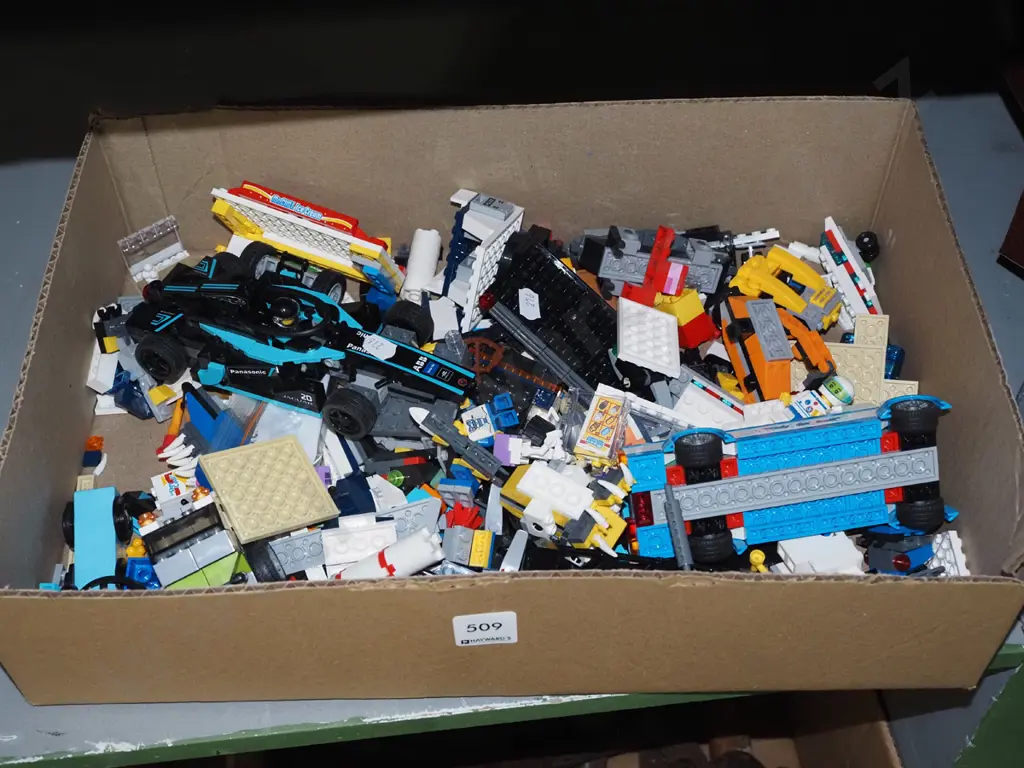 box of Lego Image 1++