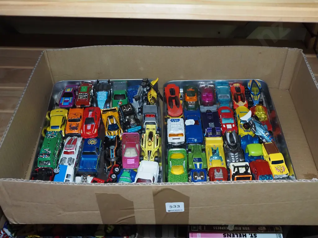 box of model vehicles Image 1++