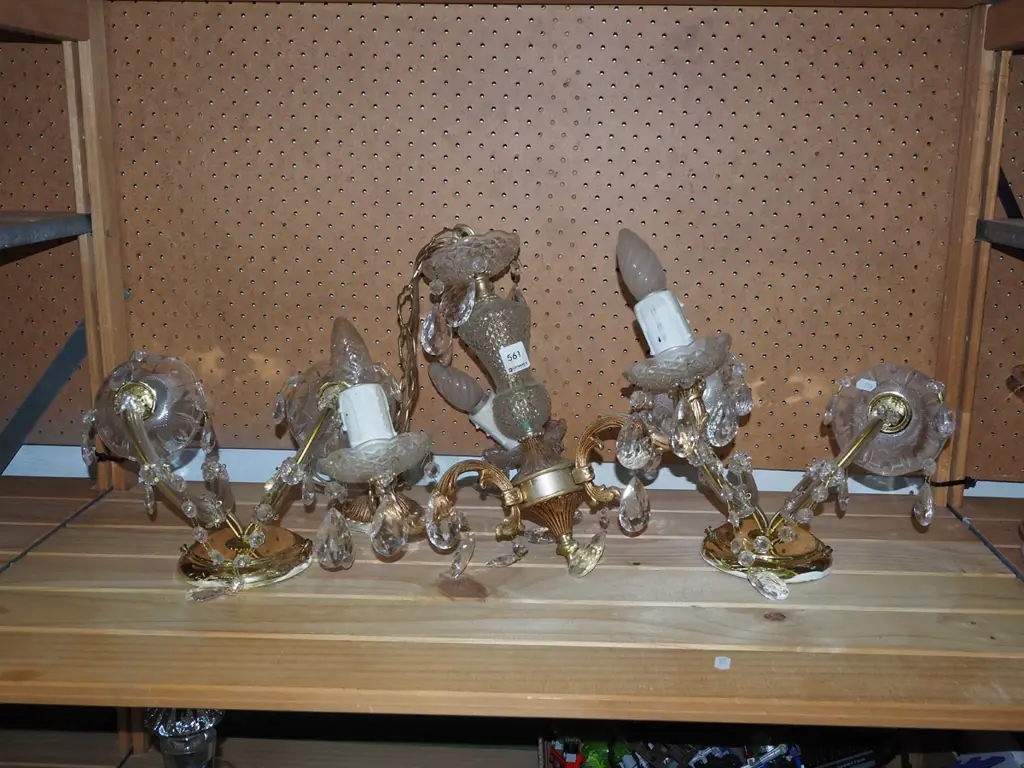 3x bulb pendant chandelier with glass lustres and matching lights Image 1++