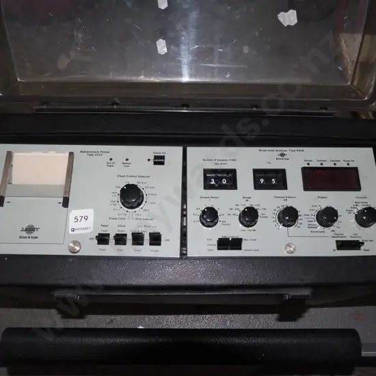 transportable noise level analyser