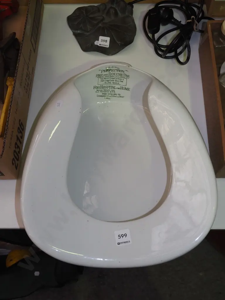 ceramic slipper pan Image 1++