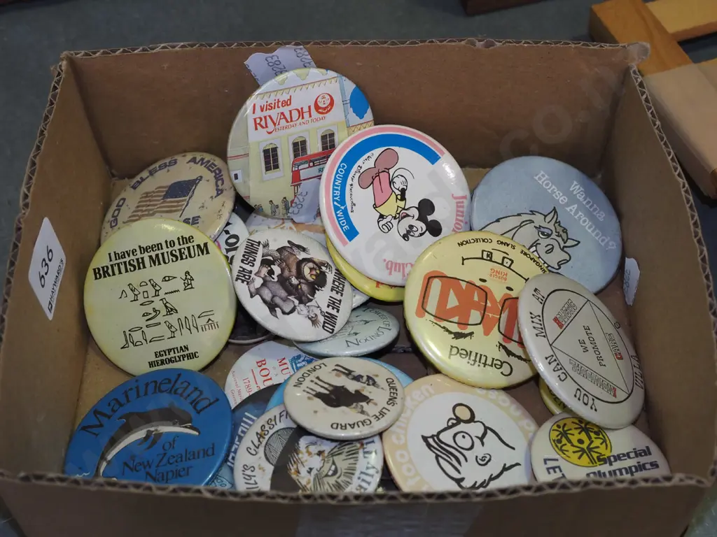 tray of various badges Image 1++