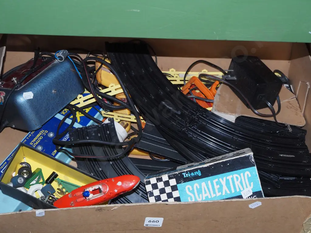 early Scalextric slot car set As Is No returns Image 1++