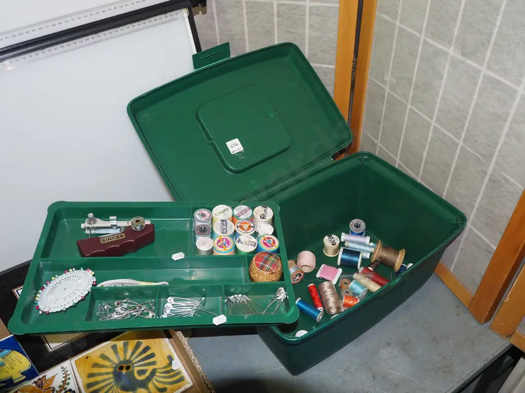 sewing box and contents; threads etc Image 1++