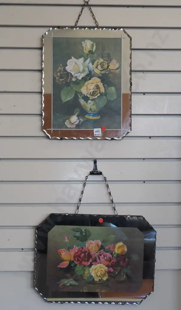 2x mirror framed roses prints - red dots Image 1++