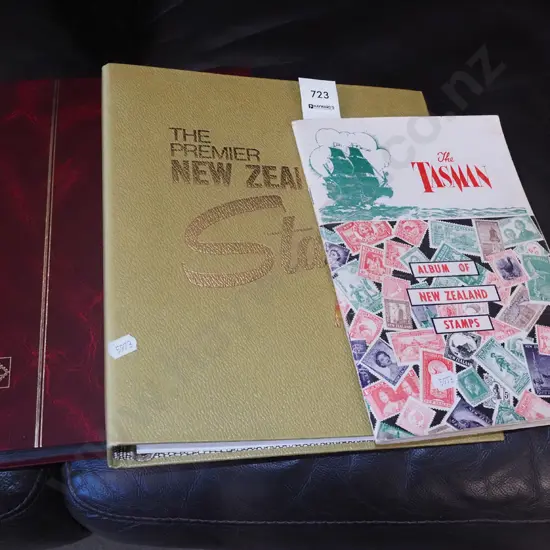 3x stamp albums