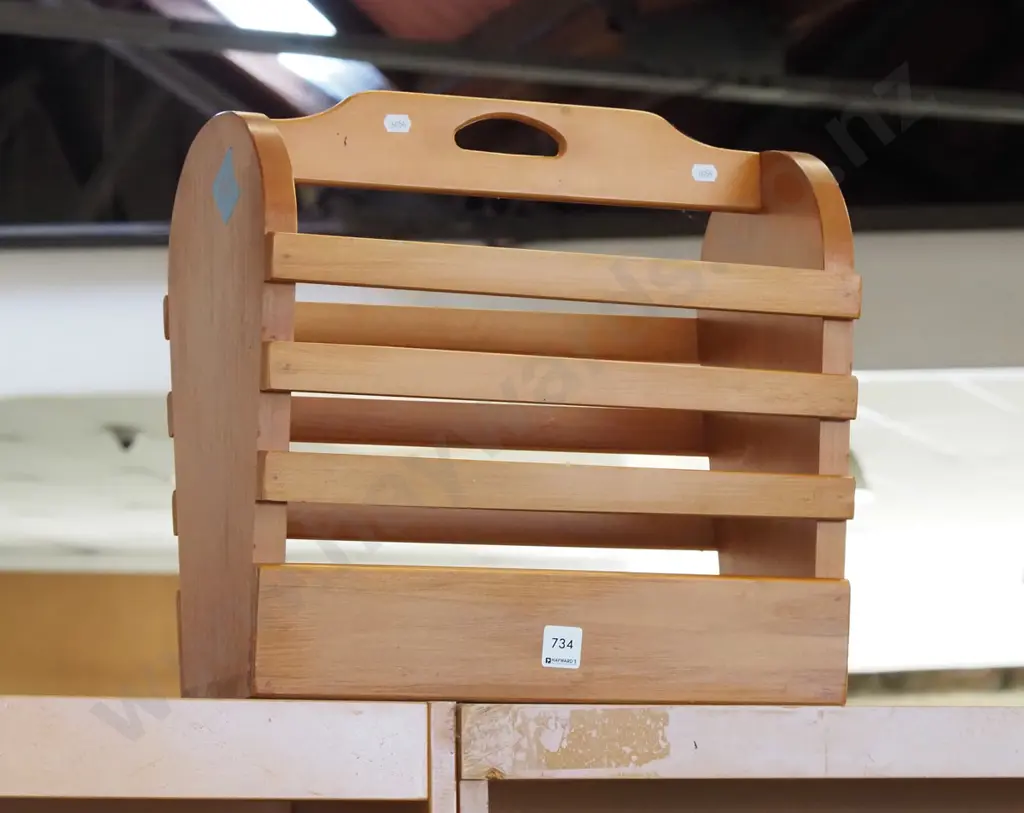 rimu magazine rack H-400 Image 1++