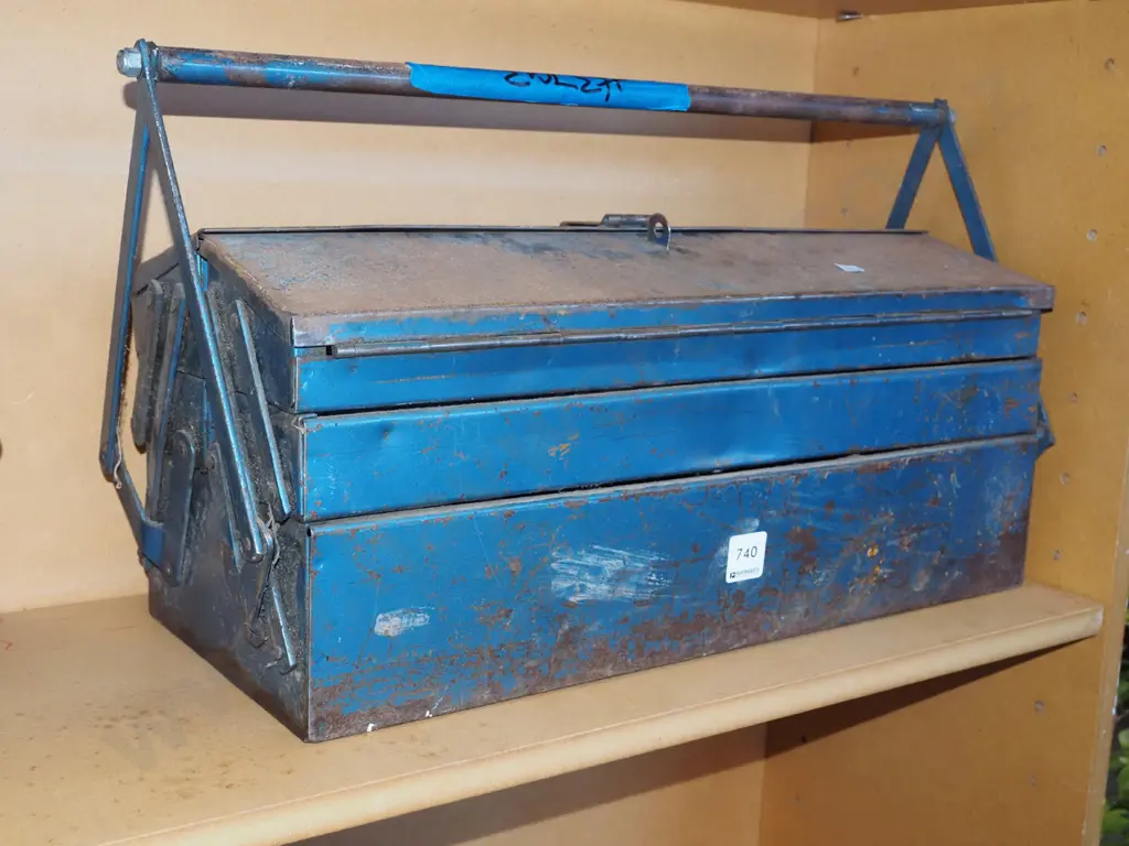 concertina tool box Image 1++