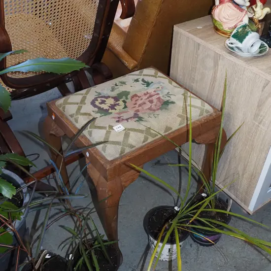 cab leg piano stool