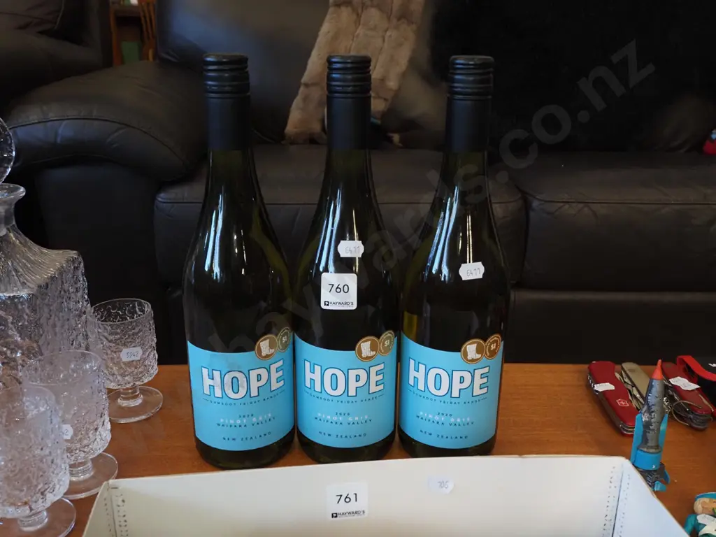 3x bottles of Waipara Valley pinot gris 2020  Image 1++