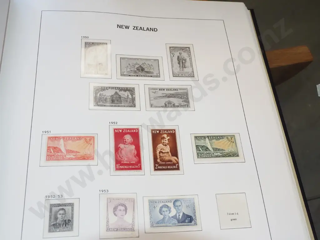 NZ stamp album - limited stamps Image 1++
