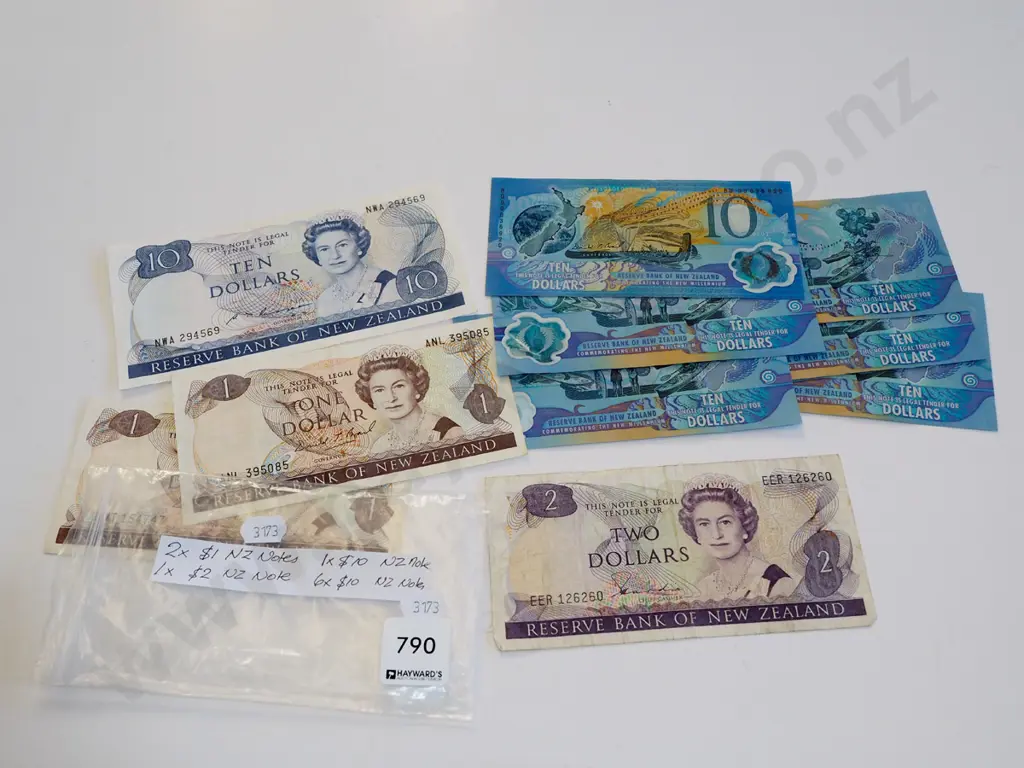 bank notes Image 1++