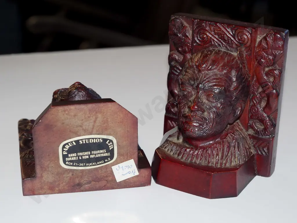 2x composite maori motif bookends Image 1++