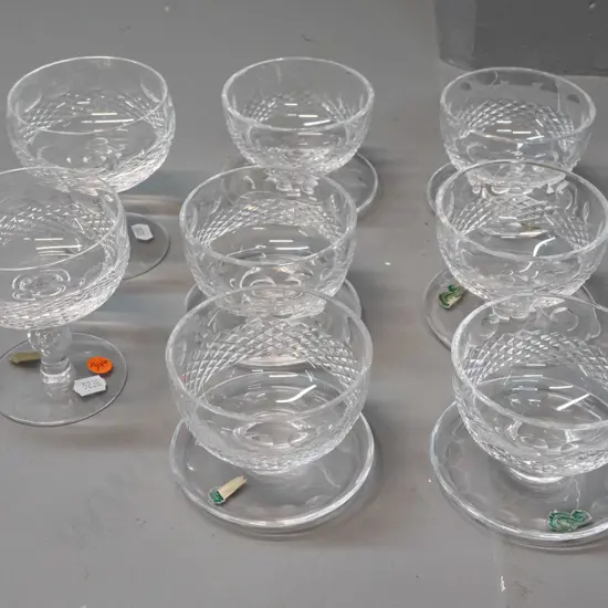 6 Waterford crystal parfait glasses and 2 wine glasses H-115