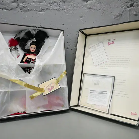 Barbie, boxed: Masquerade Gala collection, Illusion Barbie. Some creasing to box. Box H-400 D-310