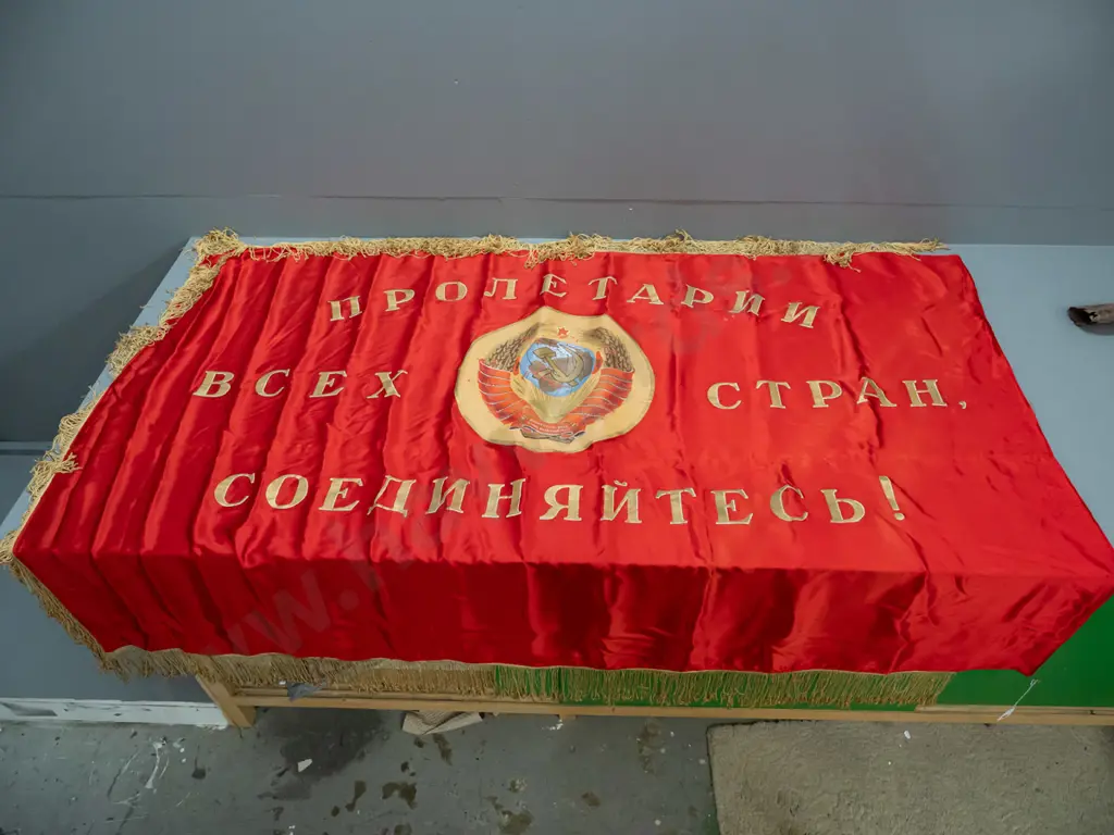 large Soviet era banner - red satin or silk fabric with gold tassel edging, hand painted lettering and central design, Image 1++